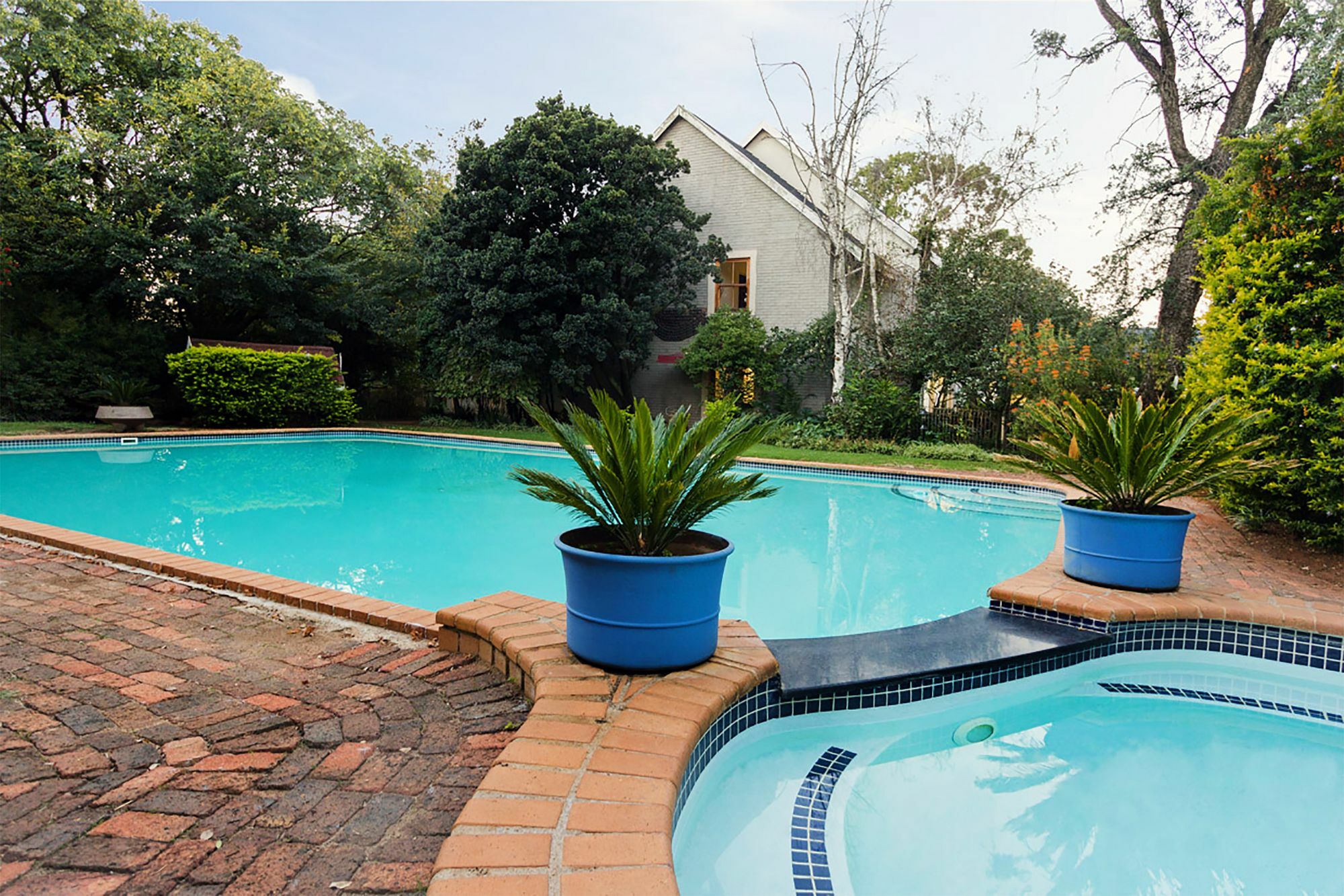 Or Tambo Guest House Kempton Park Dış mekan fotoğraf